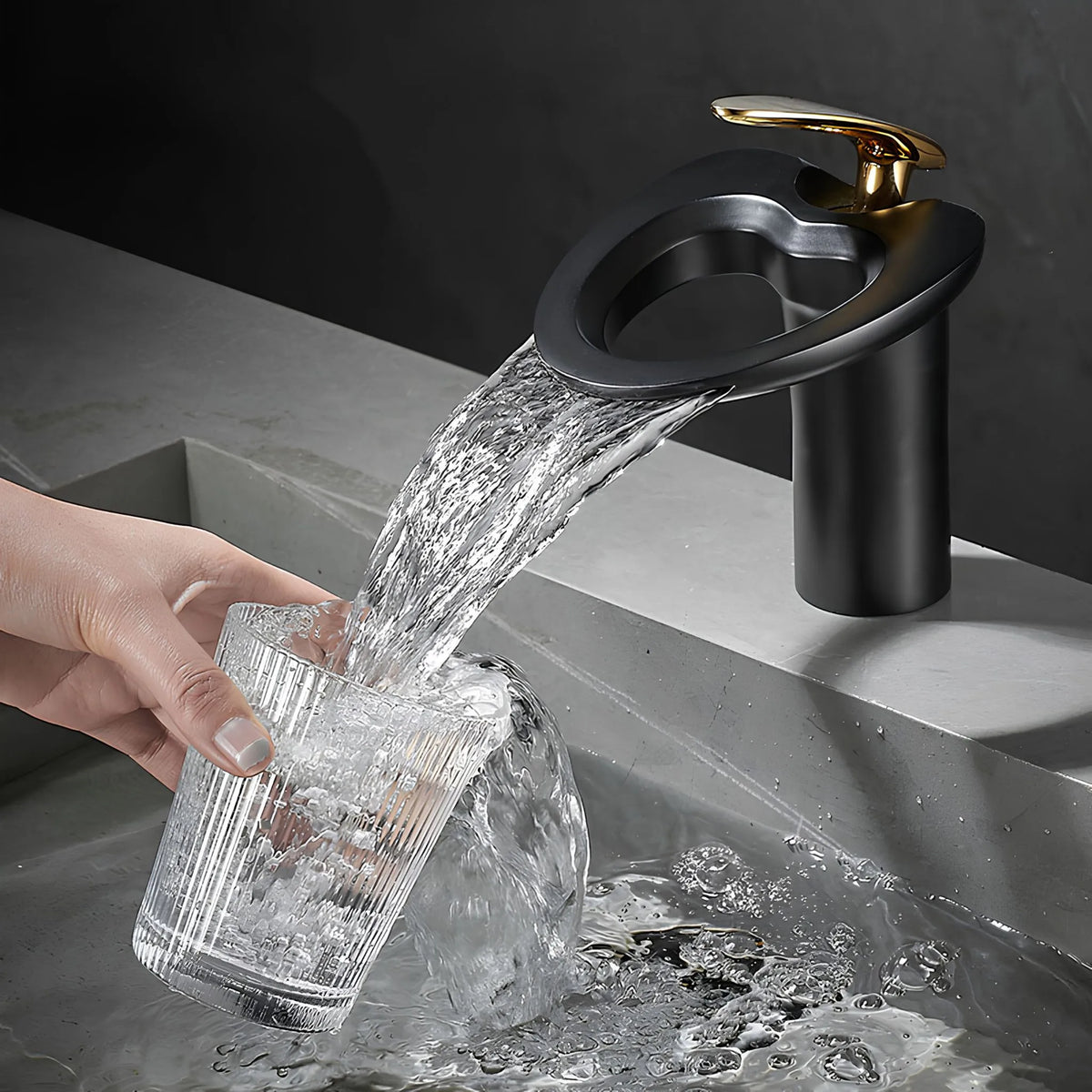 Torneira Para Banheiro Monocomando Inox Cascata Talonis