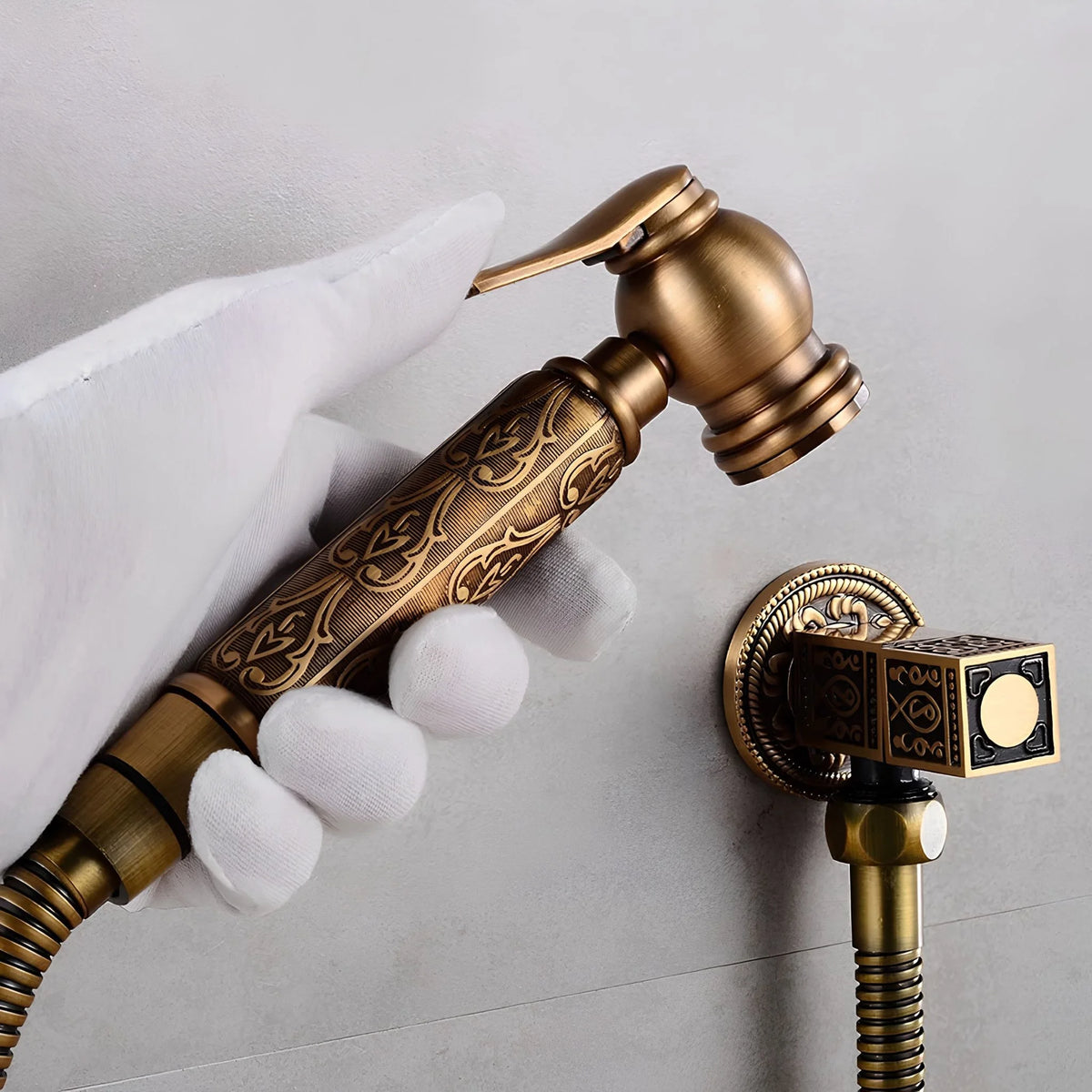 Kit Ducha Higiênica Bronze Antigo Cabo Entalhado Volterra