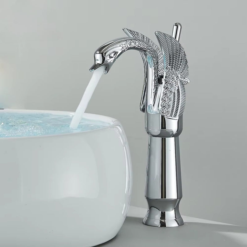 Torneira Cisne Dourada Monocomando Para Banheiro Lavabo