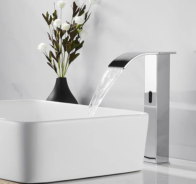 Torneira Automática Banheiro Com Sensor Lavatório Tribeca