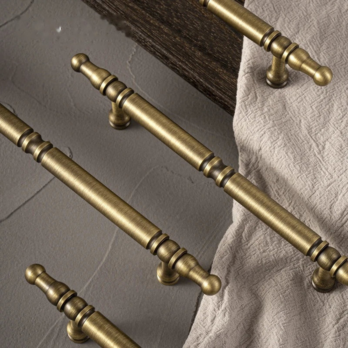 Puxador Alça para Armário Latão Maciço Bronze Envelhecido Vintage Assis