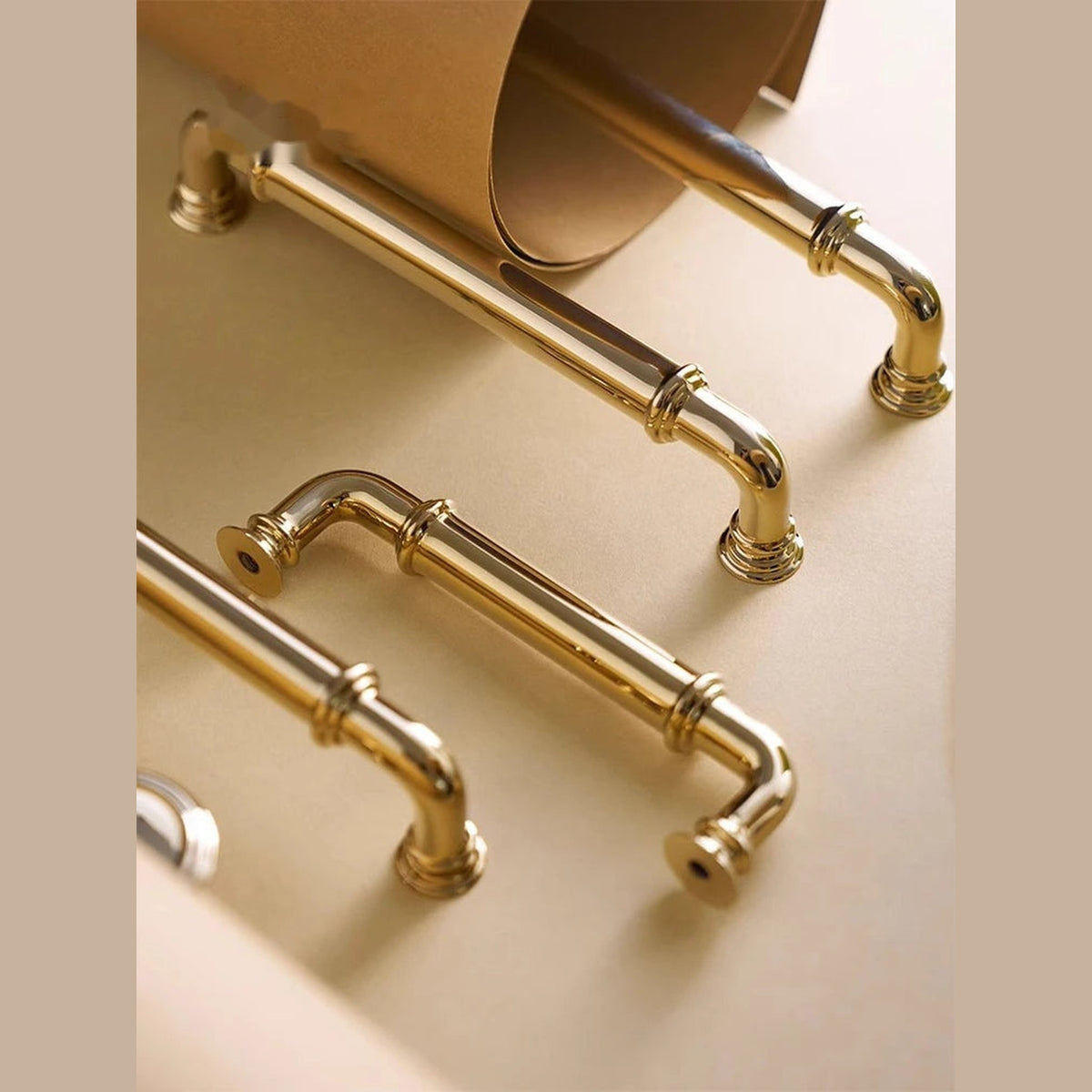 Puxador Alça e Ponto Latão Maciço Dourado Industrial Bassano - foto 2