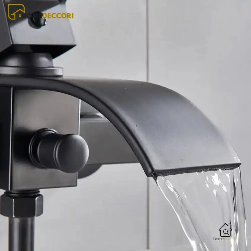 Misturador De Parede Para Banheira Monocomando Cascata Com Ducha Manual Prestige - Homedeccori