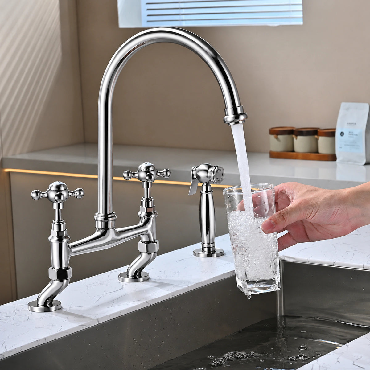 Torneira de cozinha Chiavenna cromado, cruzeta com ducha lateral - Homedeccori
