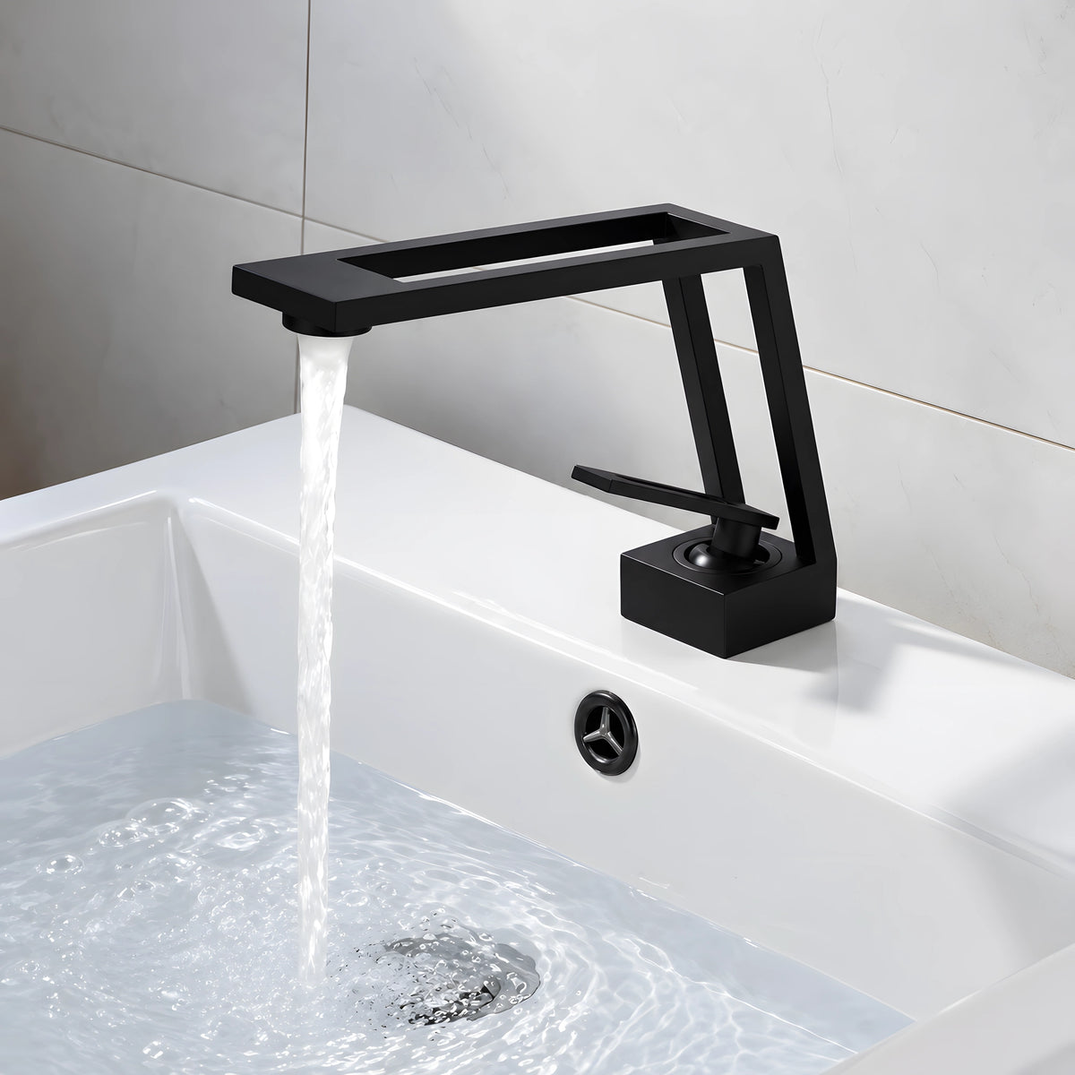 Torneira para banheiro Prisma preto fosco - Homedeccori