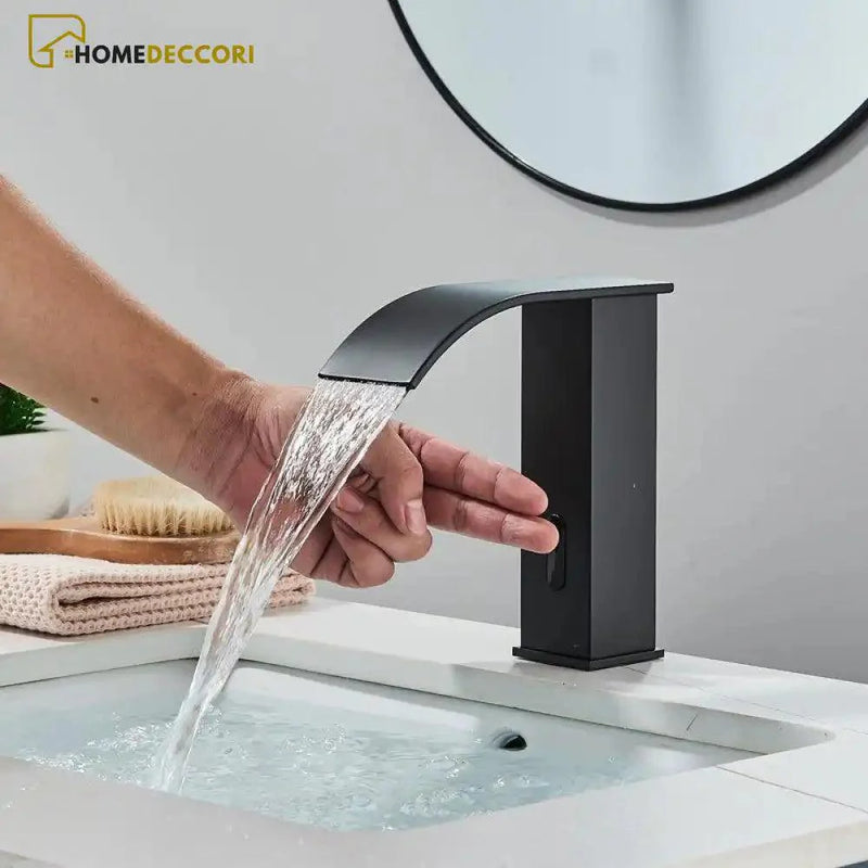 Torneira Com Sensor Para Banheiro Cascata Tribeca - Homedeccori